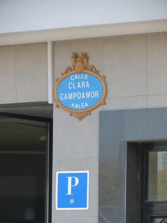 Pension Don Claudio بلباو المظهر الخارجي الصورة
